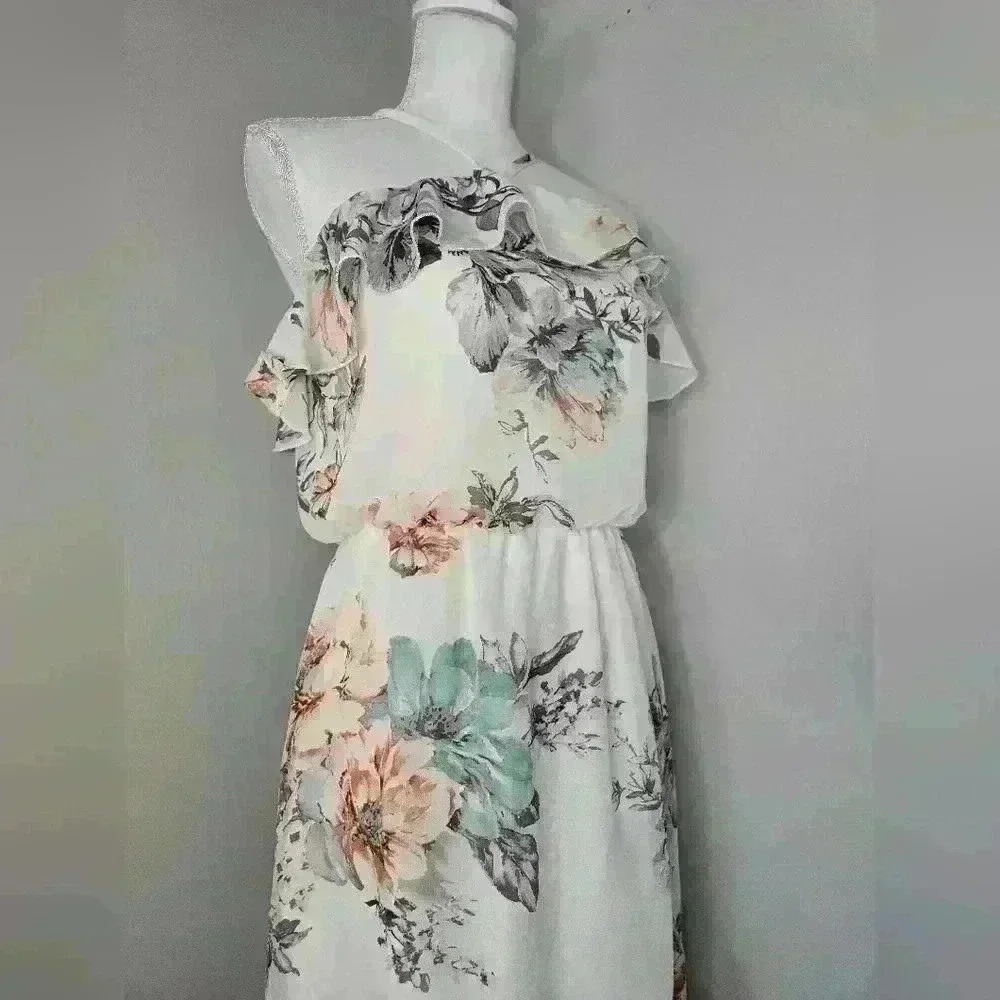 Bailey Blue Floral Print Dress - Picture 3 of 14